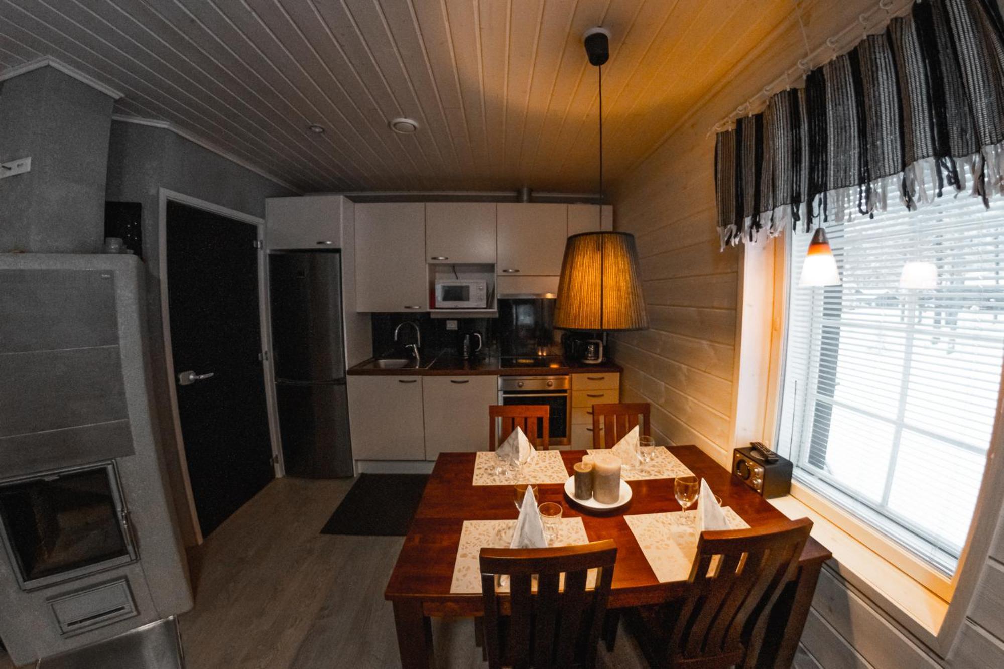 Hotel Yllaesrinne Ylläsjärvi Eksteriør billede
